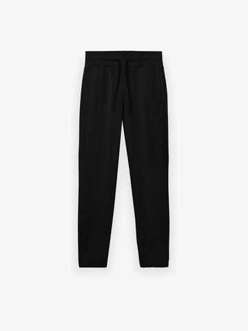 black sweatpants
