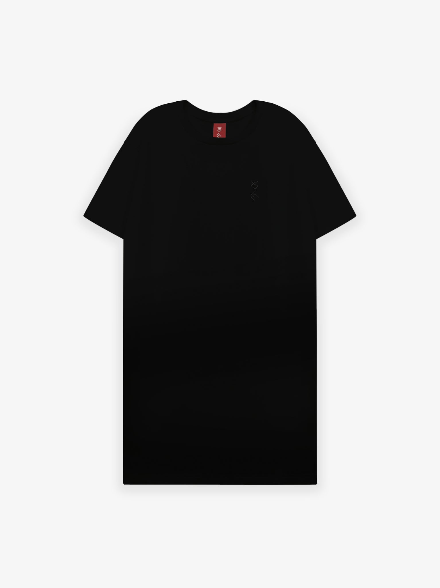 long black T-shirt